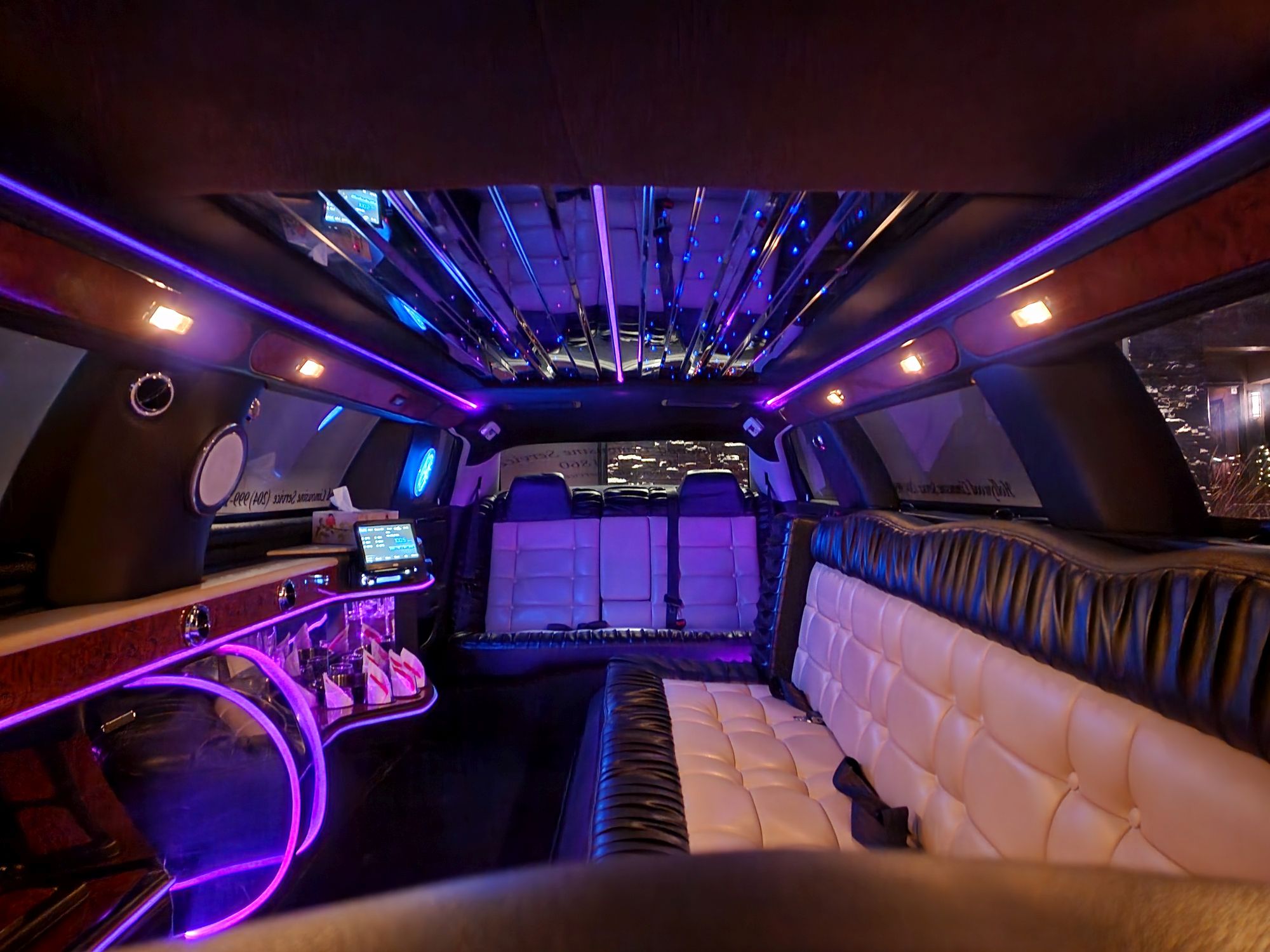 Chrysler 300 Limousine Interior
