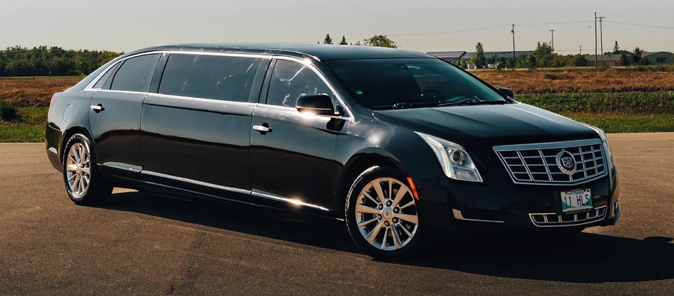 Cadillac XTS Limo 6 pass